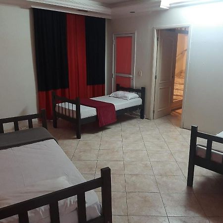 Knock Knock Hostel Curitiba Kültér fotó